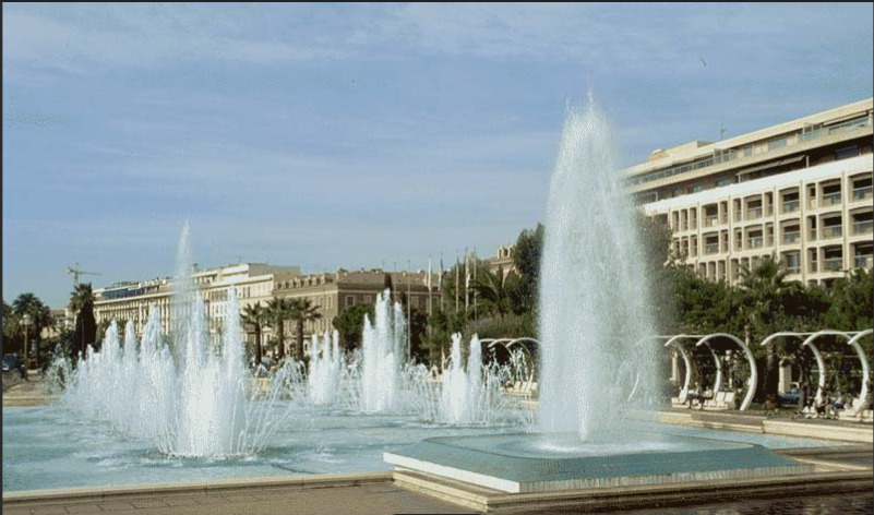 A picture of a fountain with multiple water streams